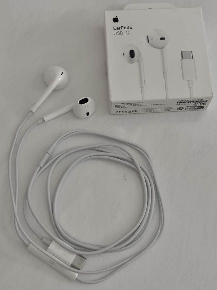 Apple wired headphones